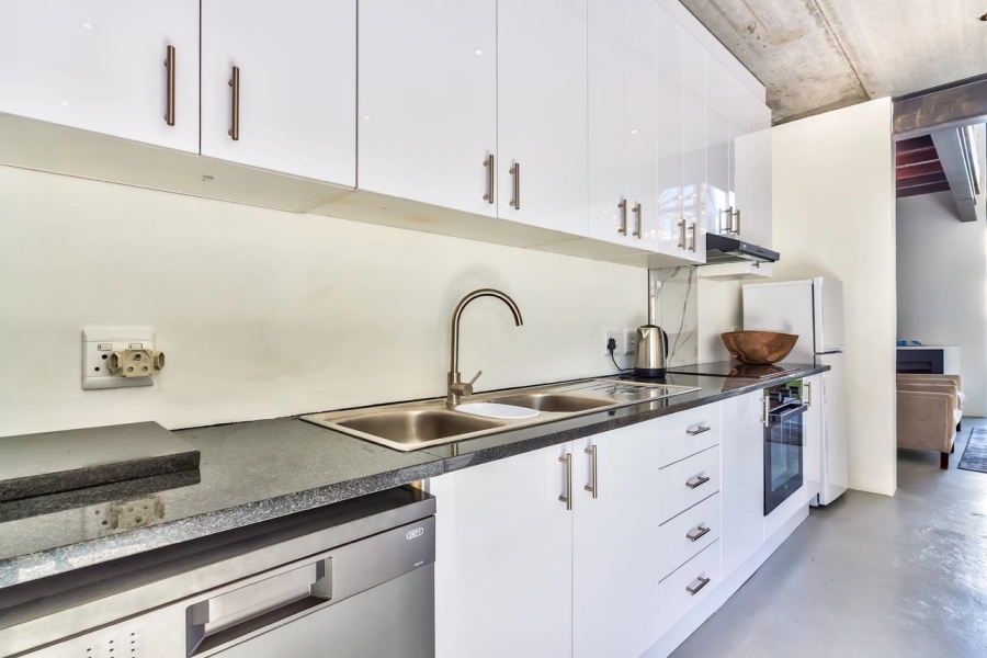 4 Bedroom Property for Sale in Gardens Western Cape